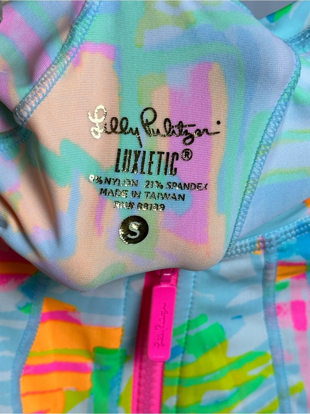 Lilly Pulitzer Luxletic Kalani Rashguard S sea salt and sun print UPF 50+ - Picture 5 of 9